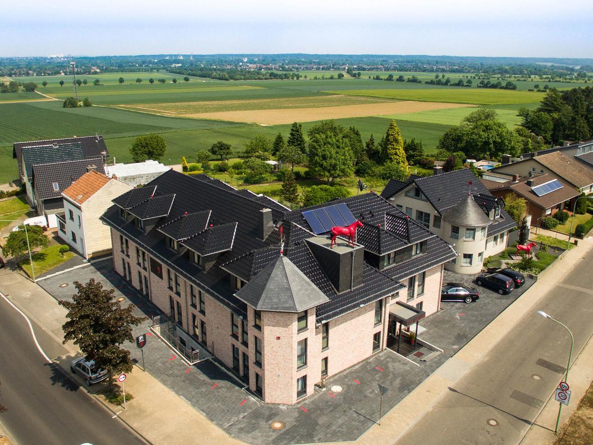 Hotel Rotes Einhorn **** Хаймбах Экстерьер фото